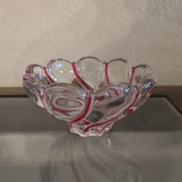 Mikasa peppermint swirl candy dish - Picture 3 of 8